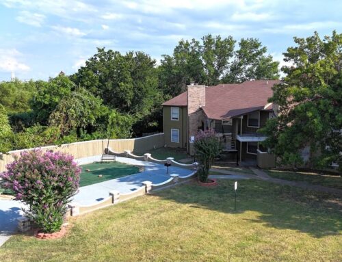 Affordable Apartments Near Downtown Dallas: Canyon Oaks Apartments in DeSoto, TX